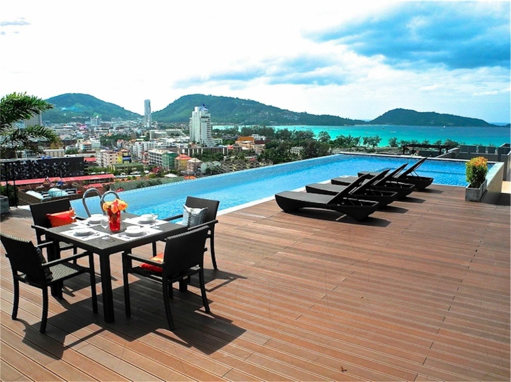 Bliss Patong 2 Bedrooms Apartment Luaran gambar