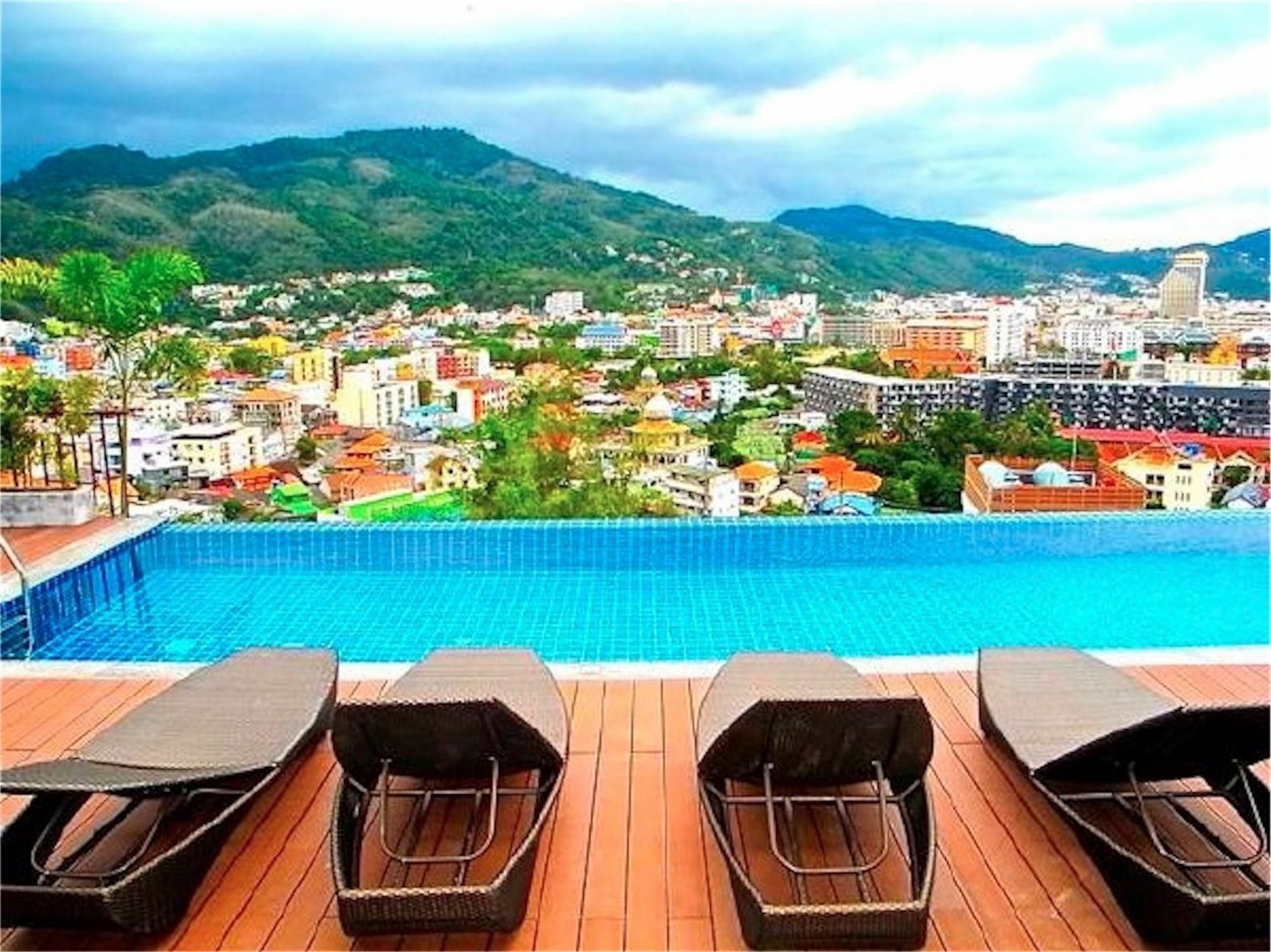 Bliss Patong 2 Bedrooms Apartment Luaran gambar